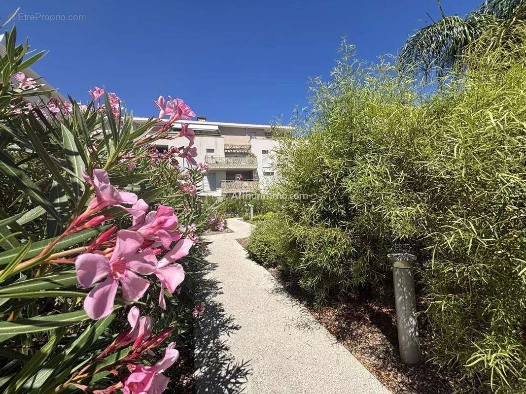 Appartement à HYERES