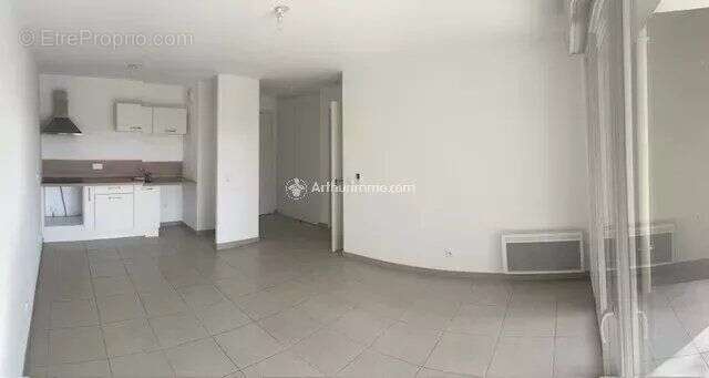 Appartement à HYERES