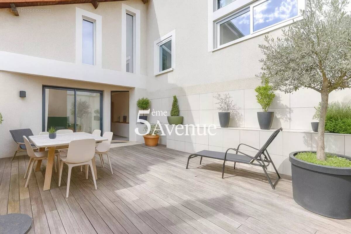 Appartement à FONTENAY-SOUS-BOIS