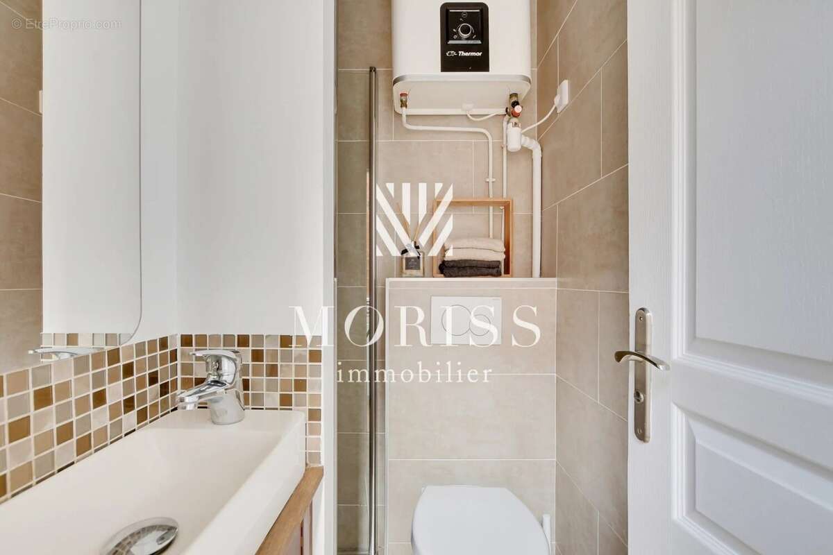 Appartement à COURBEVOIE