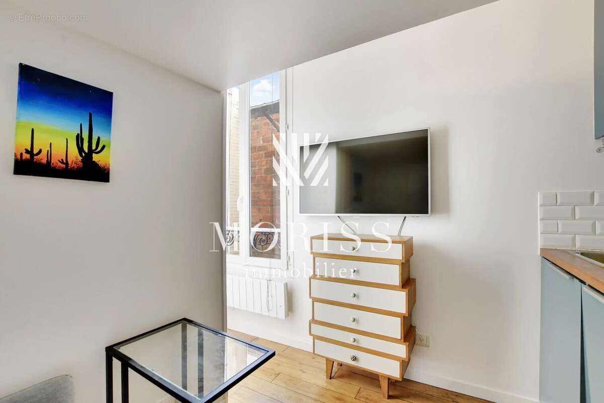 Appartement à COURBEVOIE