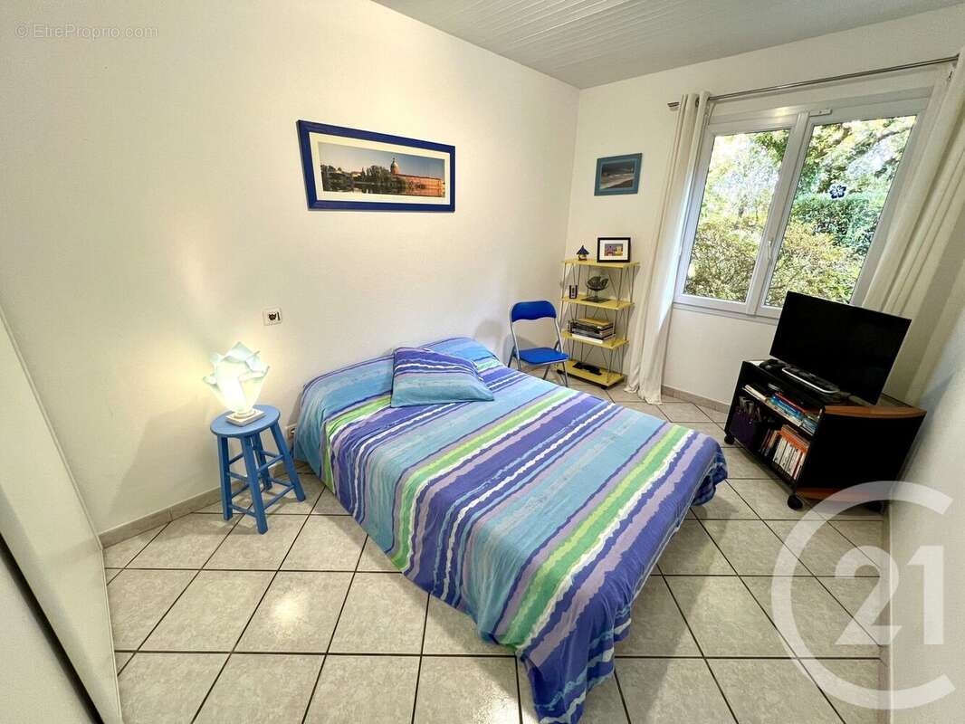 Maison à SAINTE-EULALIE-EN-BORN