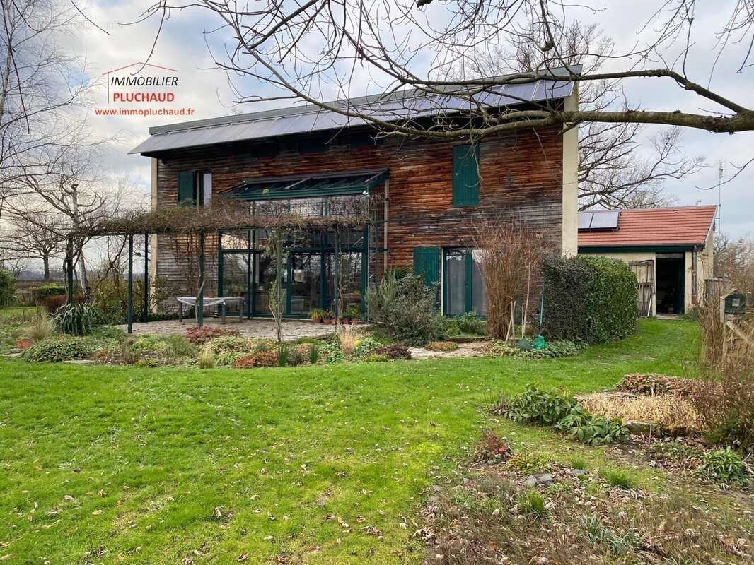 Maison à VITRY-EN-CHAROLLAIS