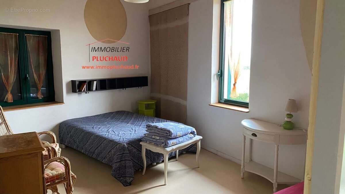 Maison à VITRY-EN-CHAROLLAIS