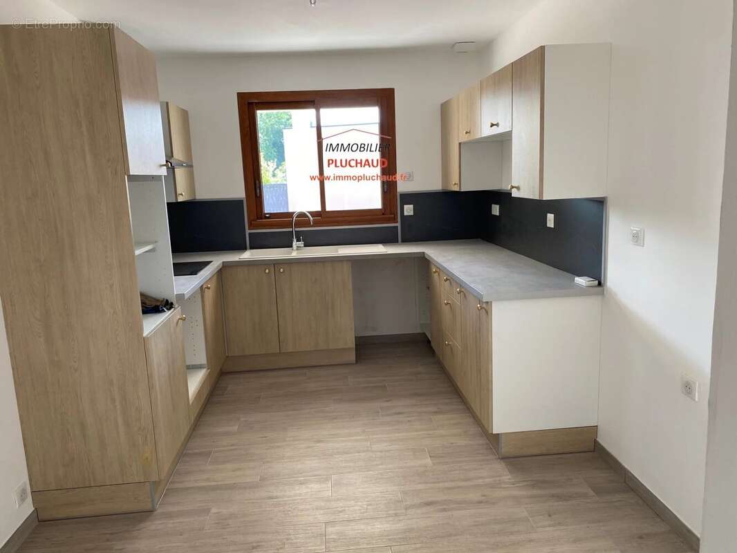 Maison à PARAY-LE-MONIAL