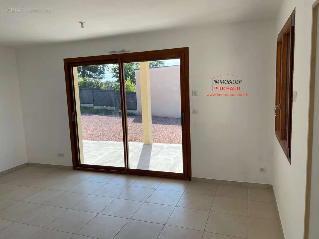 Maison à PARAY-LE-MONIAL