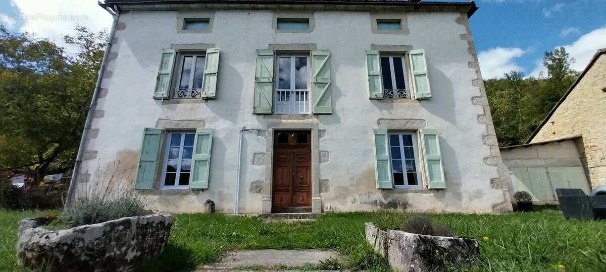 Maison à CAYLUS