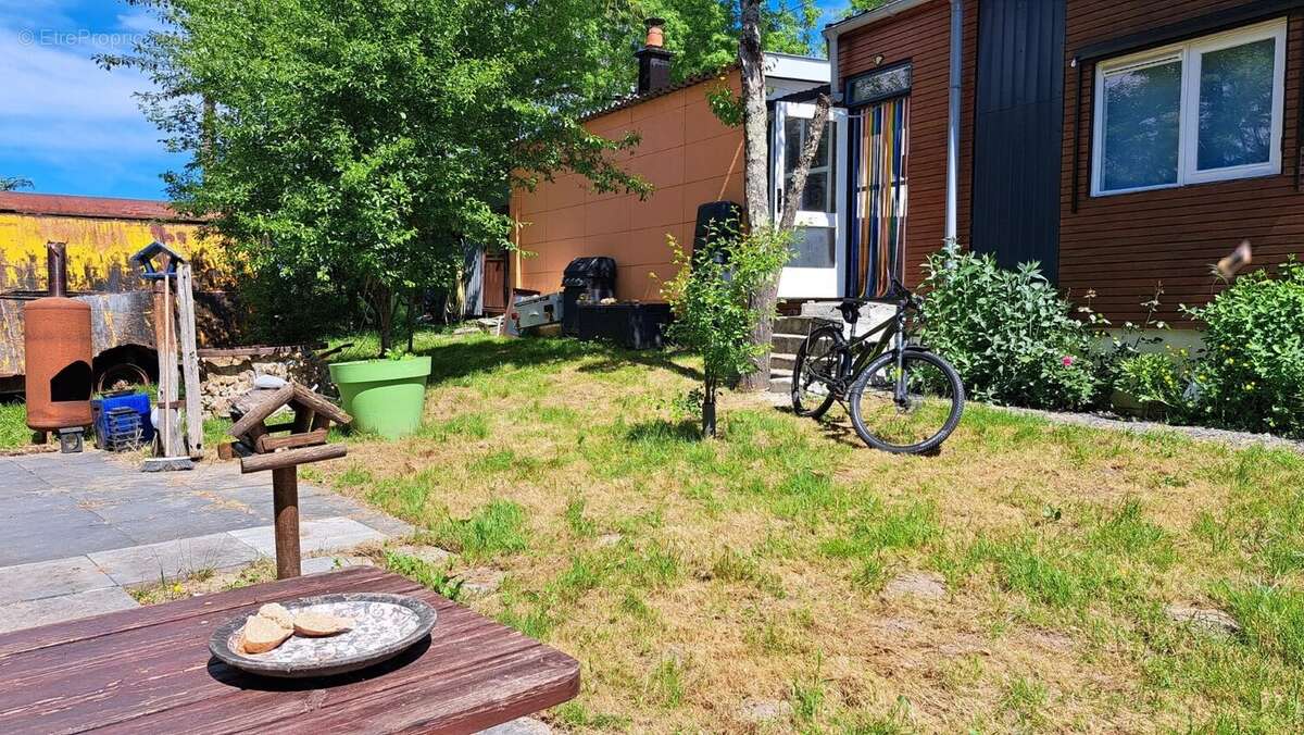 Maison à MERS-SUR-INDRE