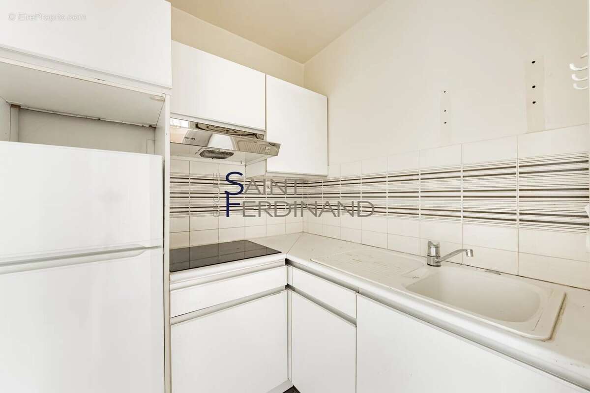 Appartement à NEUILLY-SUR-SEINE