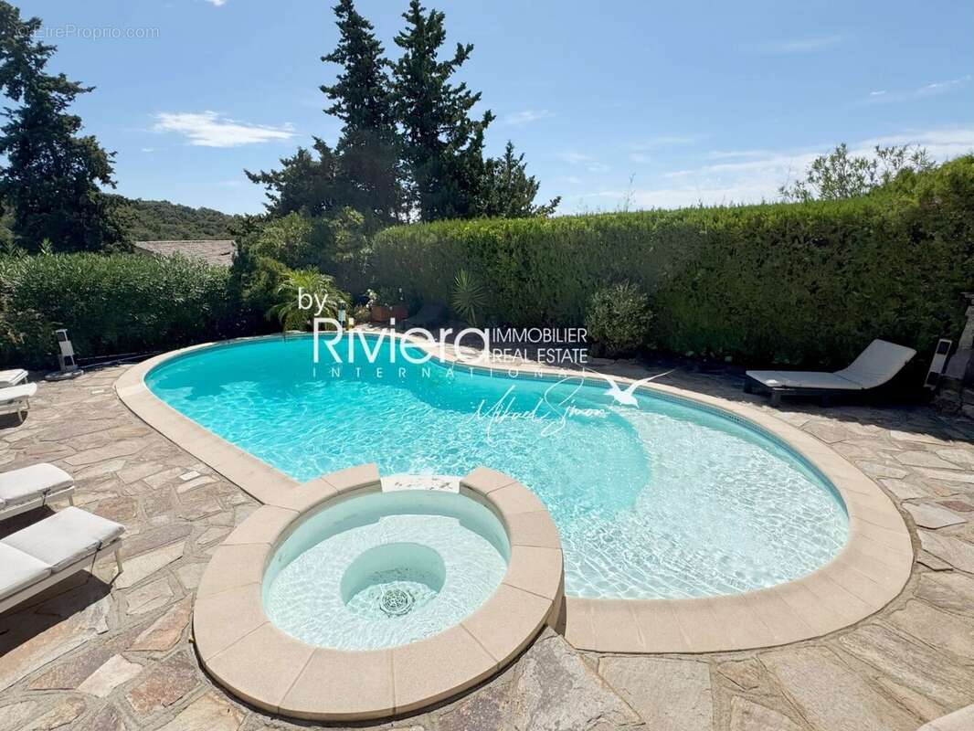 Maison à LA CROIX-VALMER