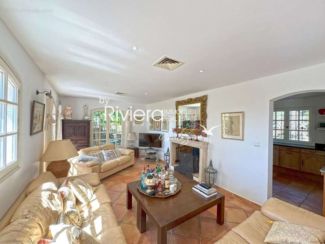 Maison à LA CROIX-VALMER