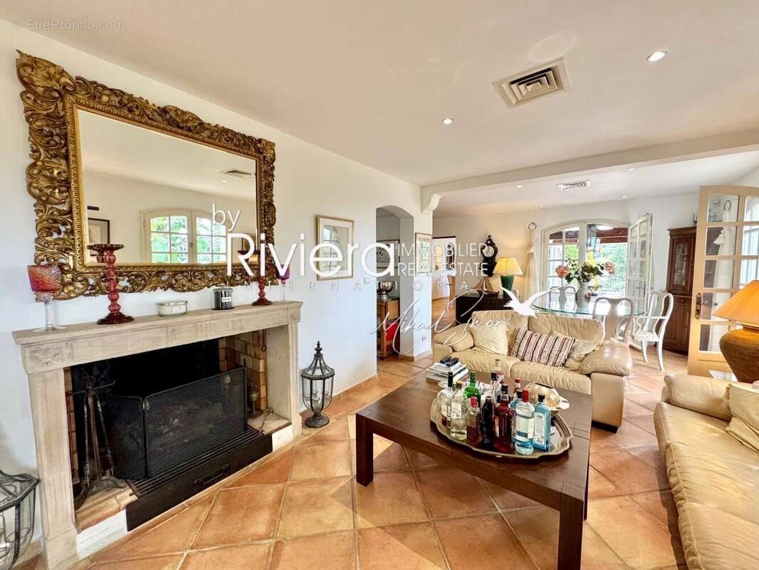 Maison à LA CROIX-VALMER