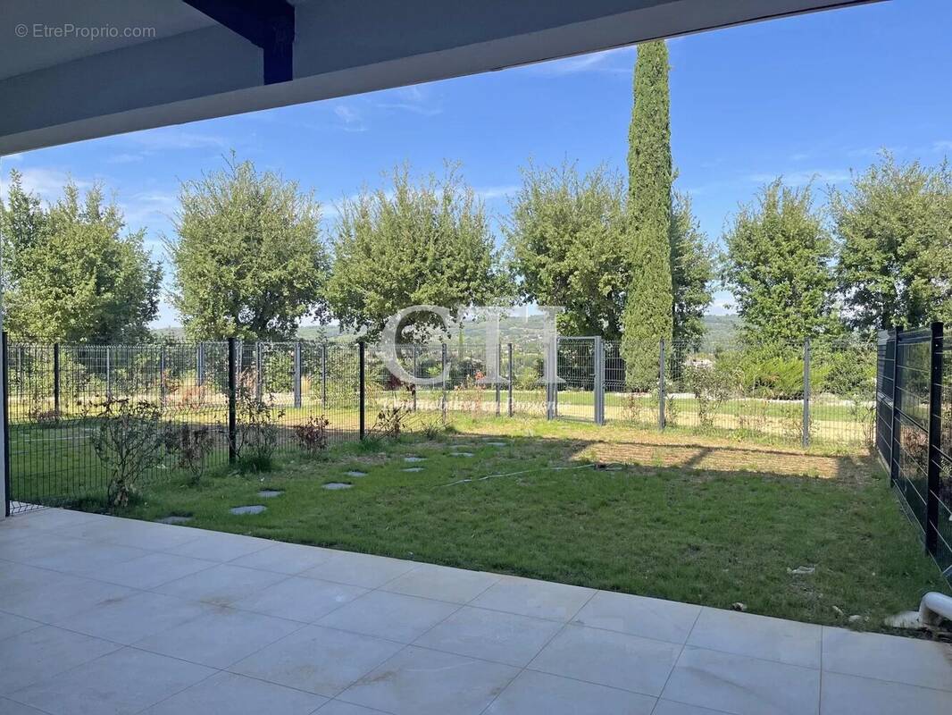 Appartement à VAISON-LA-ROMAINE