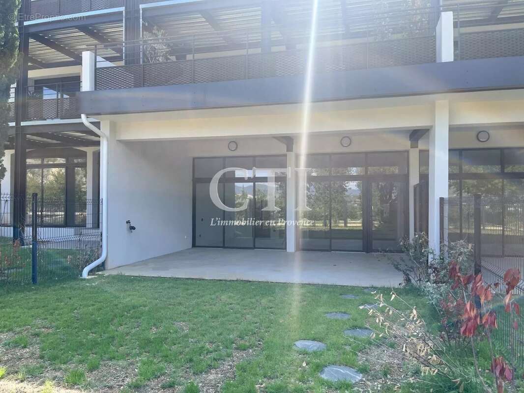 Appartement à VAISON-LA-ROMAINE