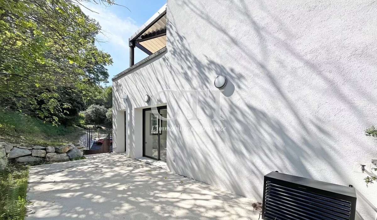 Appartement à VAISON-LA-ROMAINE