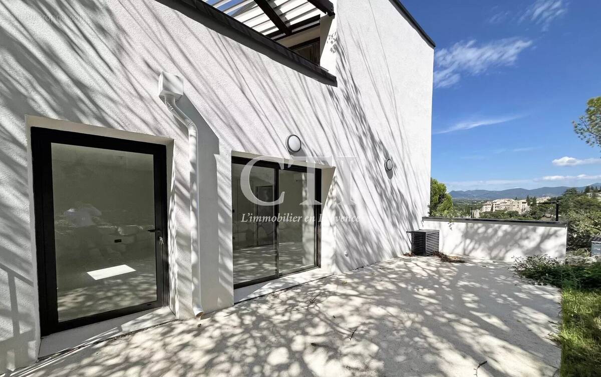 Appartement à VAISON-LA-ROMAINE