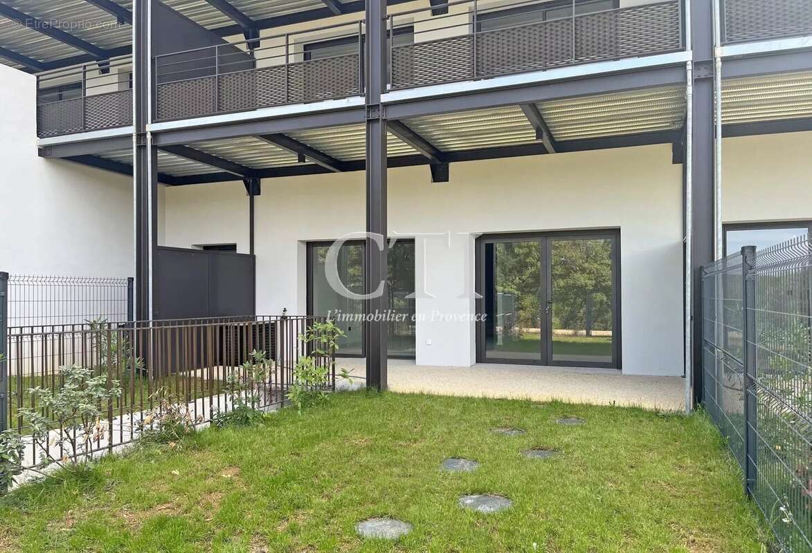 Appartement à VAISON-LA-ROMAINE