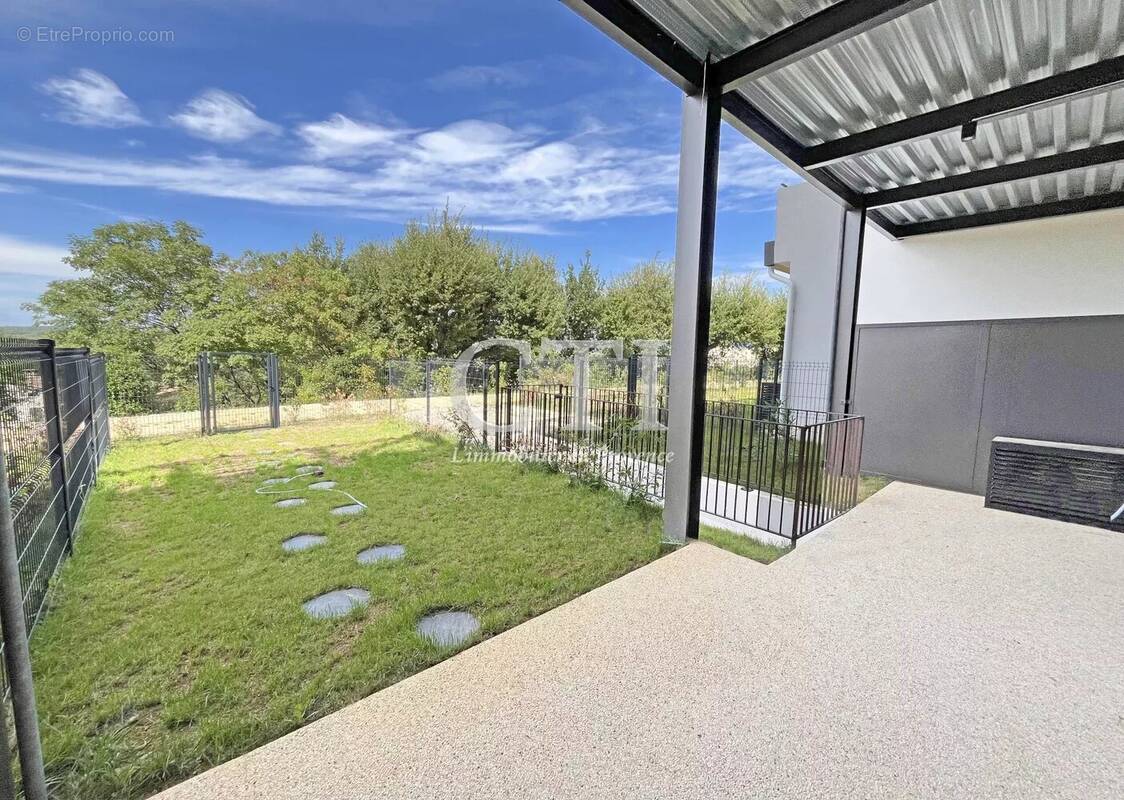 Appartement à VAISON-LA-ROMAINE