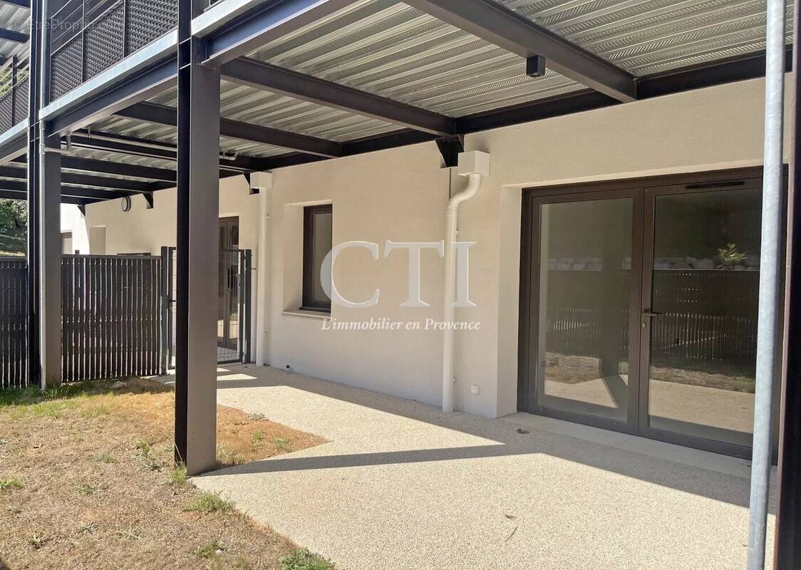 Appartement à VAISON-LA-ROMAINE