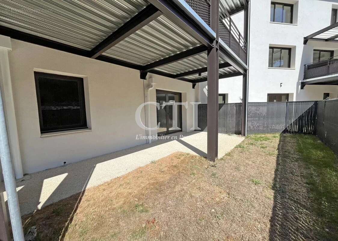 Appartement à VAISON-LA-ROMAINE