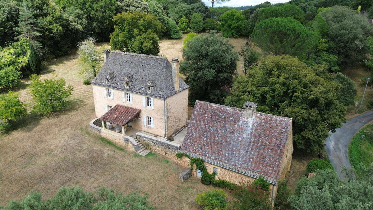 DJI0920 - Maison à VEYRIGNAC