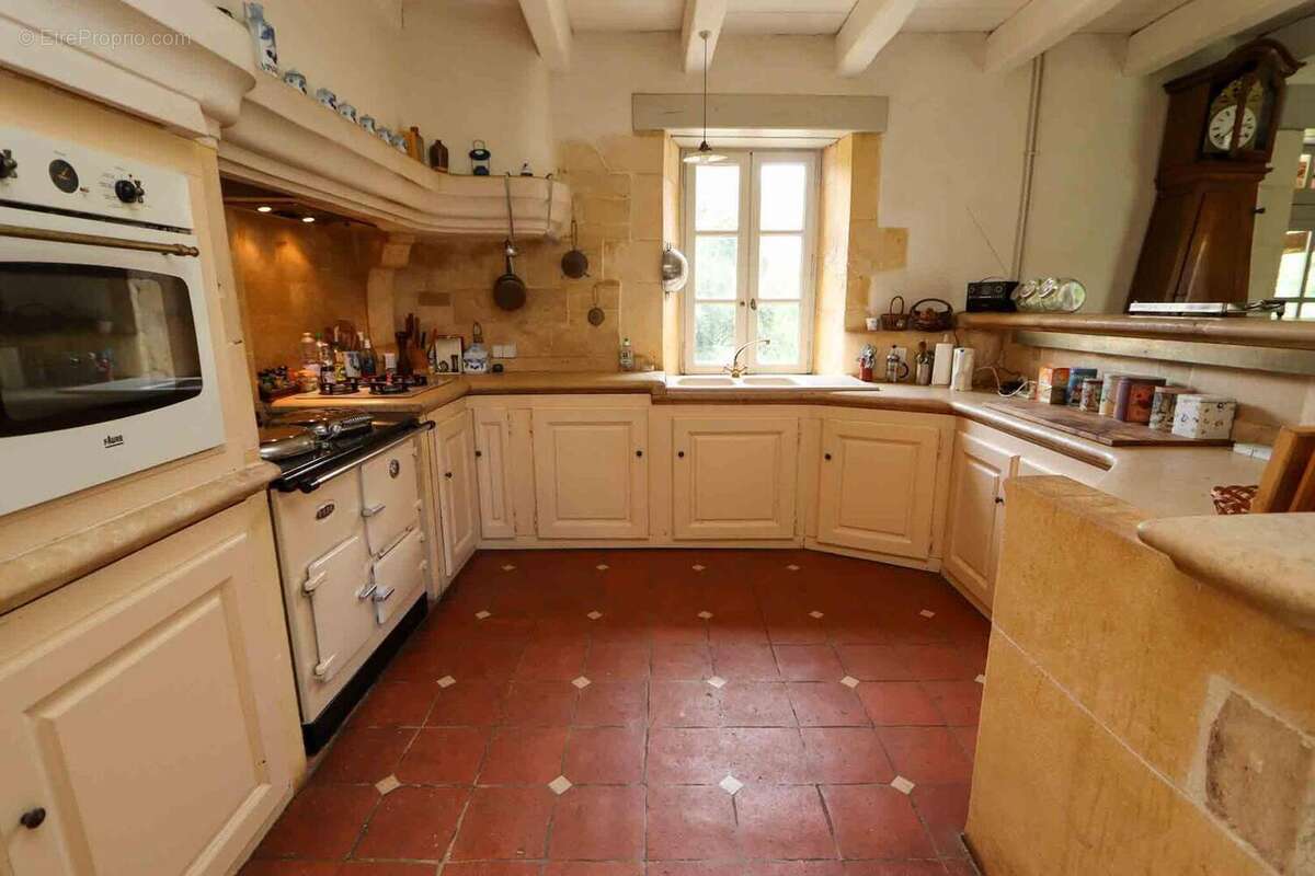 T02.2024493 - Maison à VEYRIGNAC