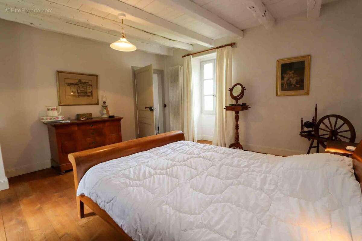 T02.2024504 - Maison à VEYRIGNAC