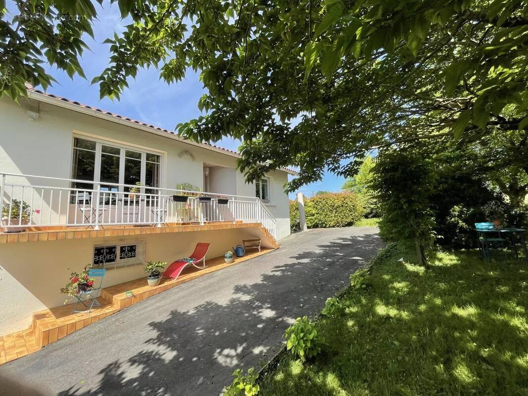 Maison à SALIES-DE-BEARN