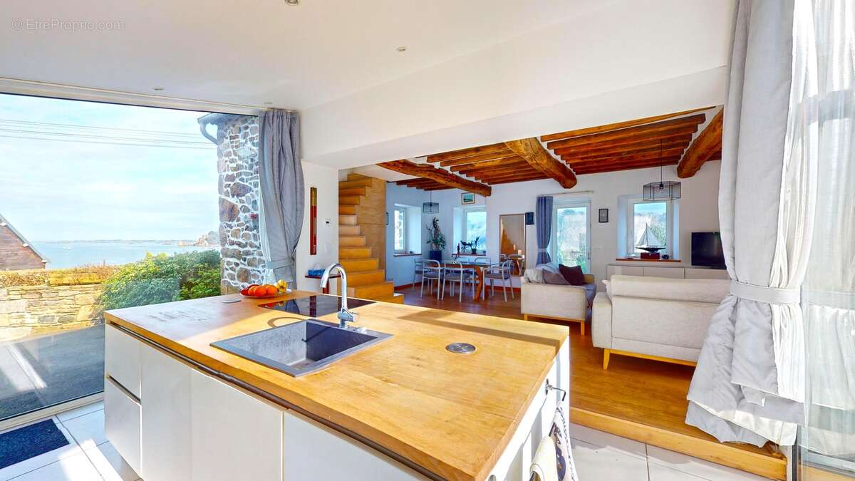 n°2 - Maison à PAIMPOL