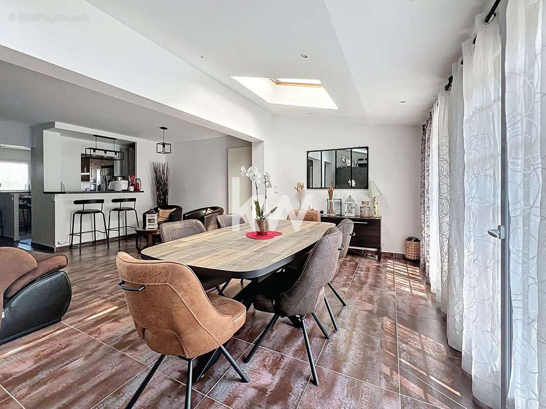 Maison à RIS-ORANGIS