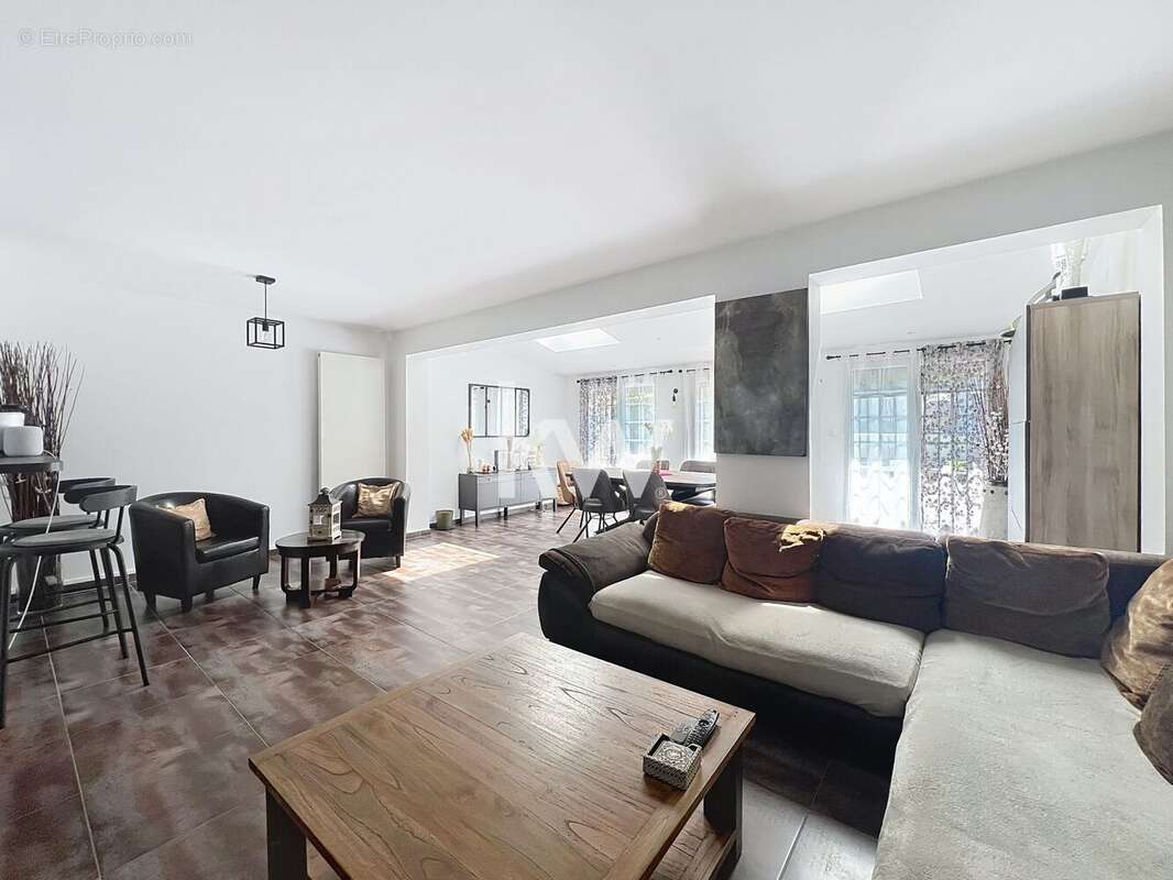 Maison à RIS-ORANGIS