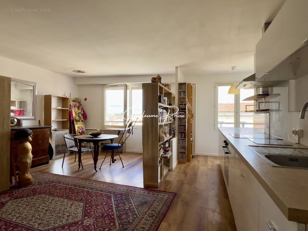 Appartement à BORDEAUX