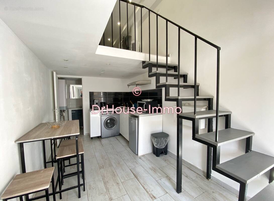 Appartement à MARSEILLE-8E