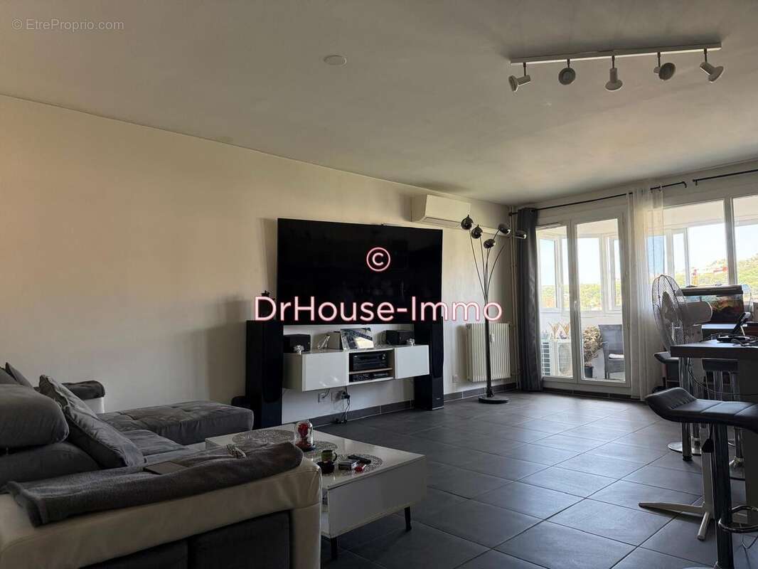 Appartement à VITROLLES