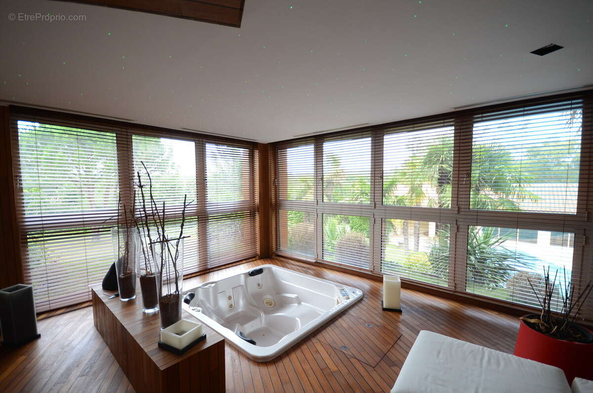 Maison à CARCASSONNE