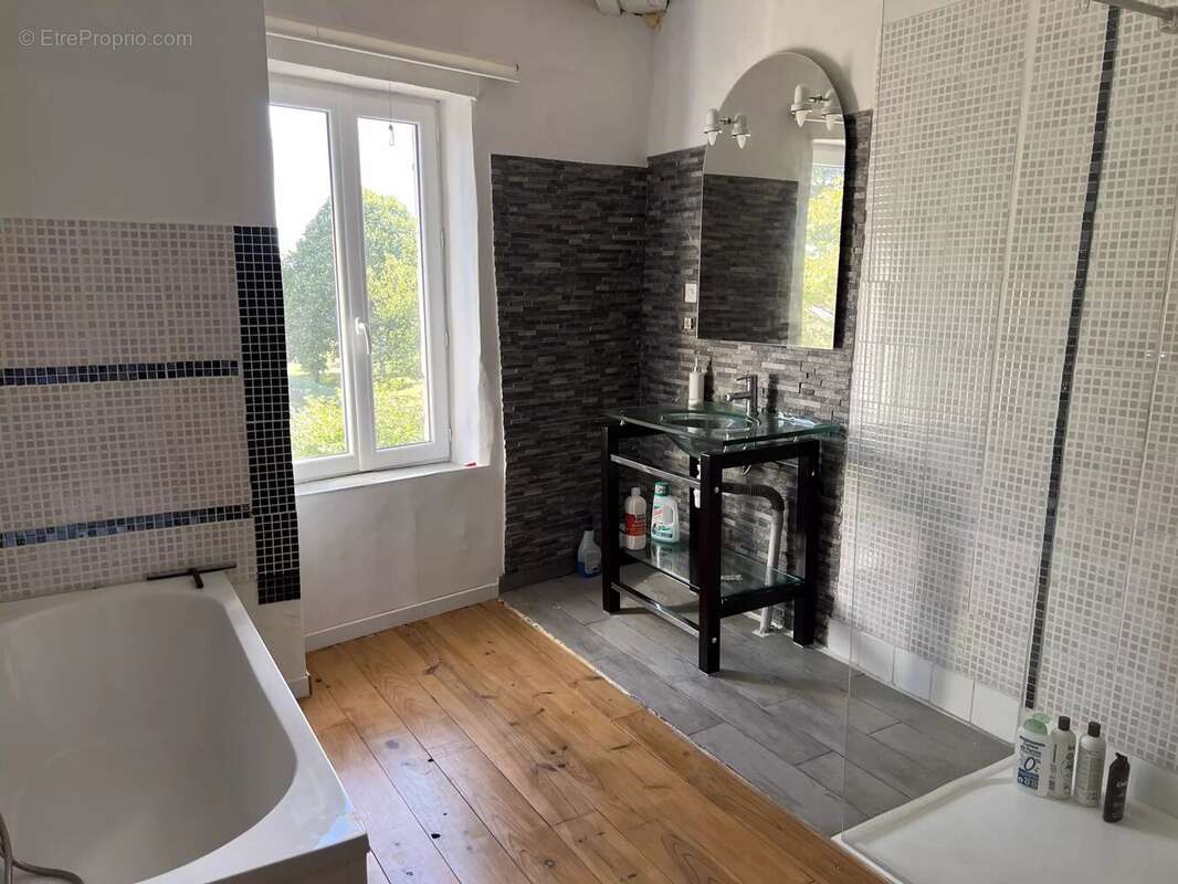 Appartement à TOURNECOUPE