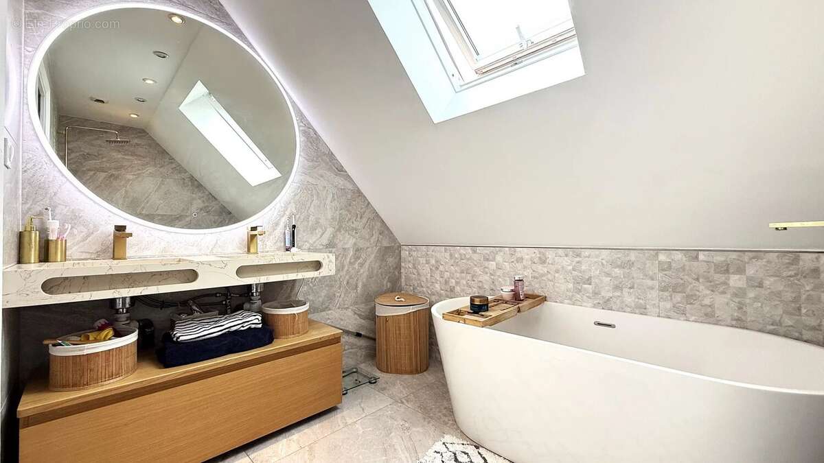 Maison à MONTIGNY-LE-BRETONNEUX