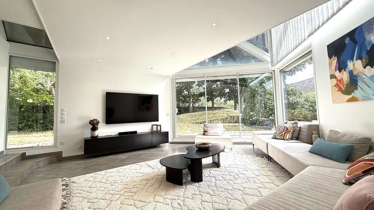 Maison à MONTIGNY-LE-BRETONNEUX