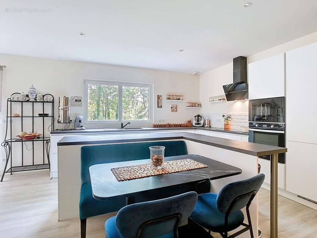 Maison à GROSROUVRE