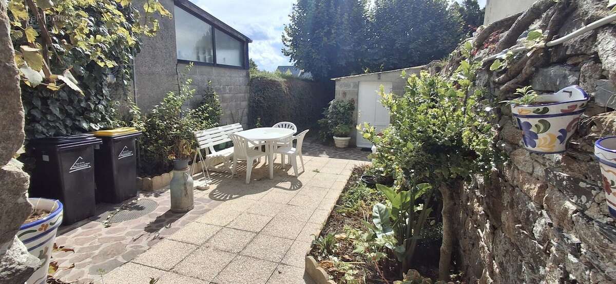 Maison à LE VIVIER-SUR-MER