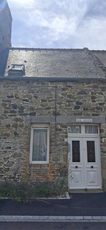 Maison à LE VIVIER-SUR-MER