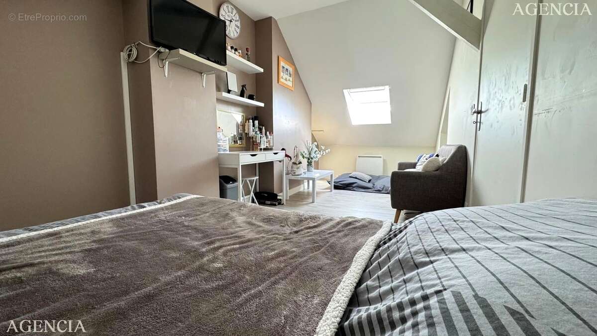 Appartement à PONTAULT-COMBAULT