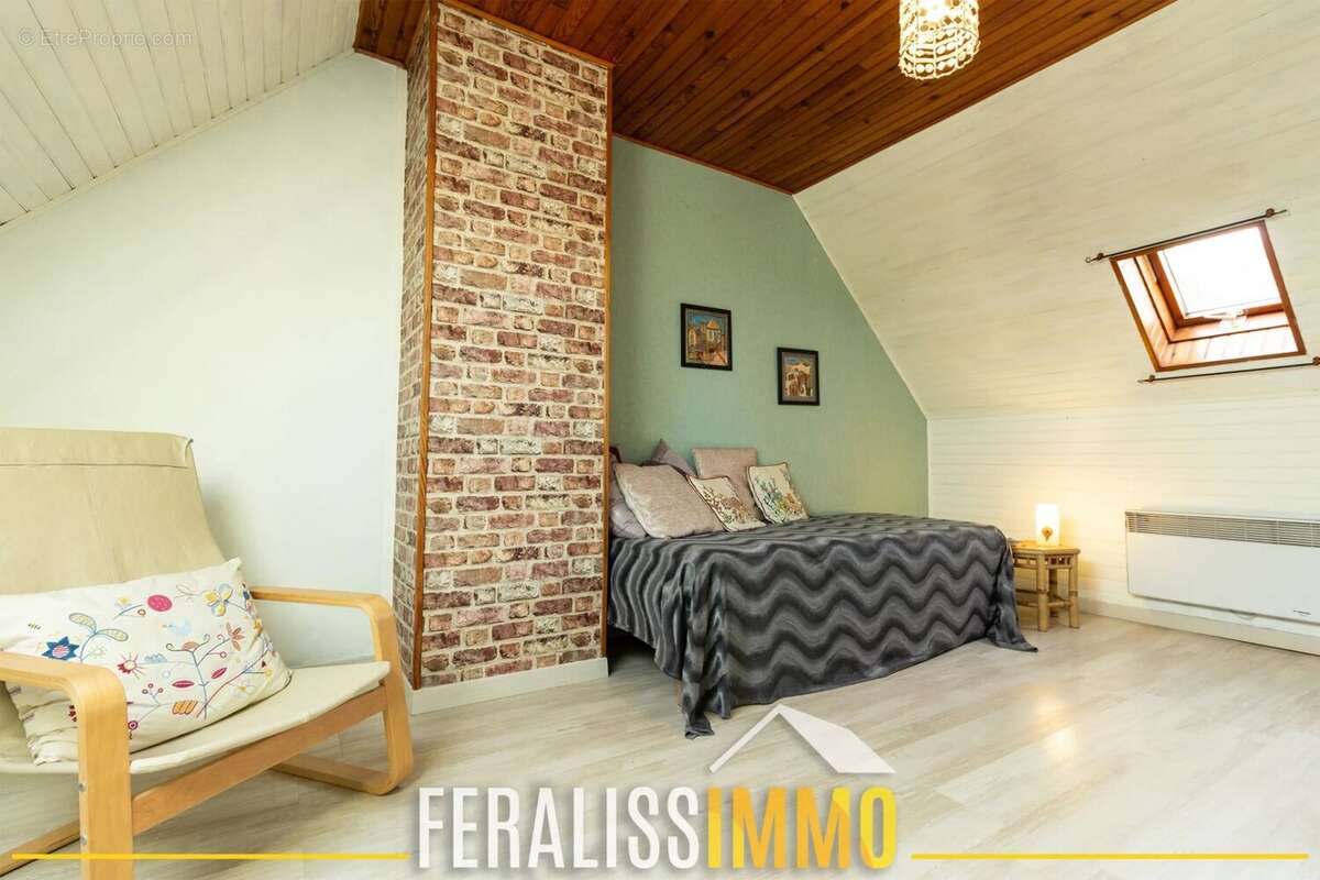 Maison à HARDRICOURT