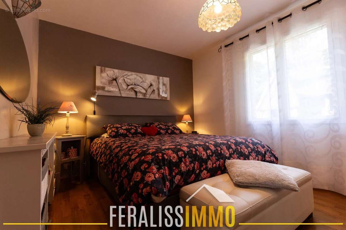 Maison à HARDRICOURT