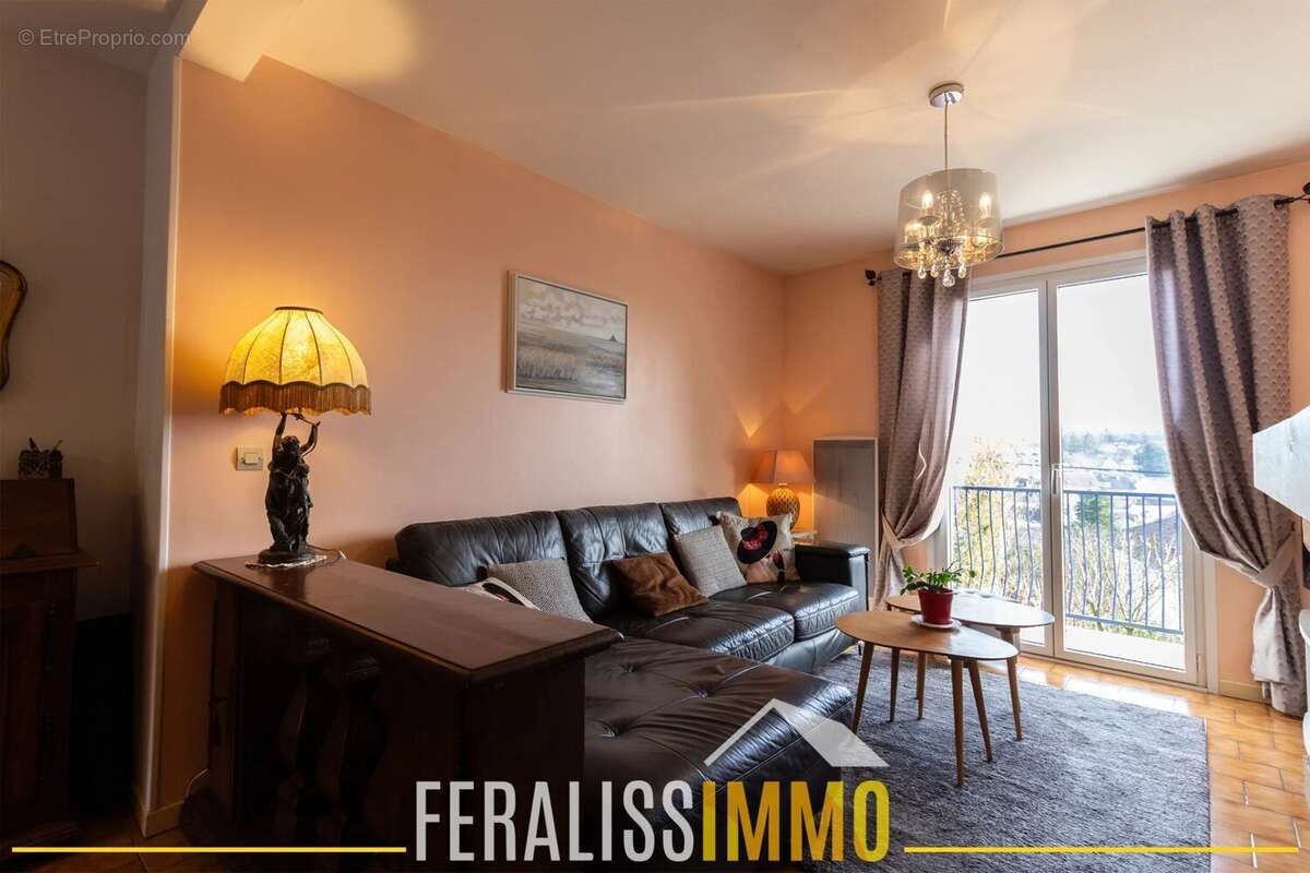 Maison à HARDRICOURT