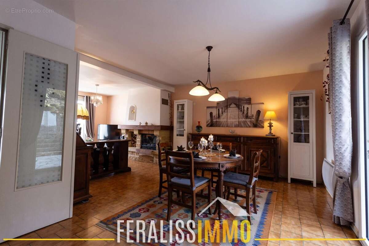 Maison à HARDRICOURT