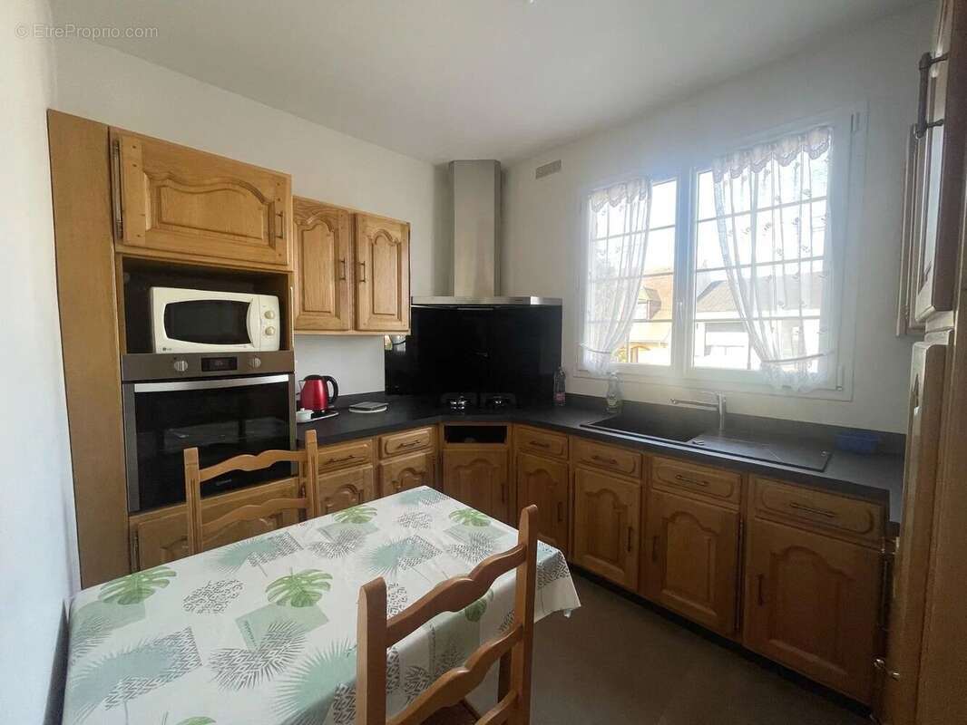 Maison à CLICHY-SOUS-BOIS