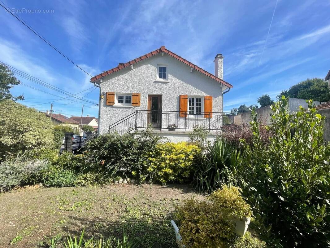 Maison à CLICHY-SOUS-BOIS