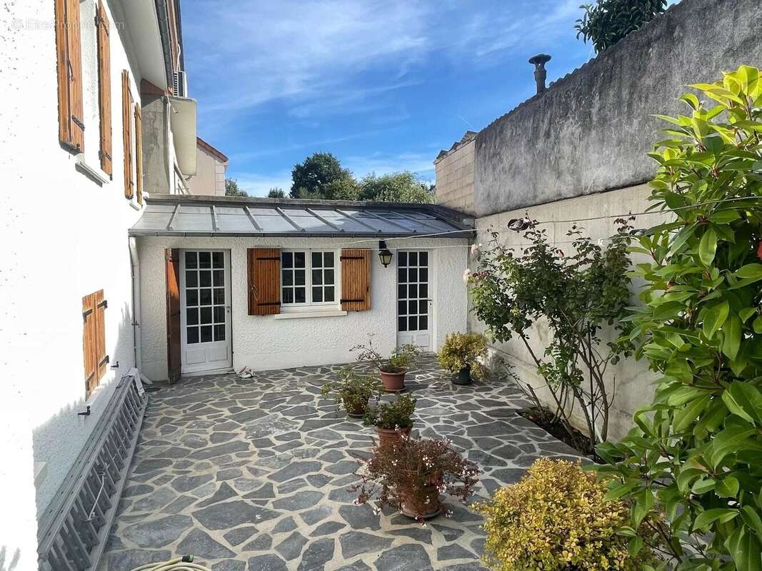 Maison à CLICHY-SOUS-BOIS