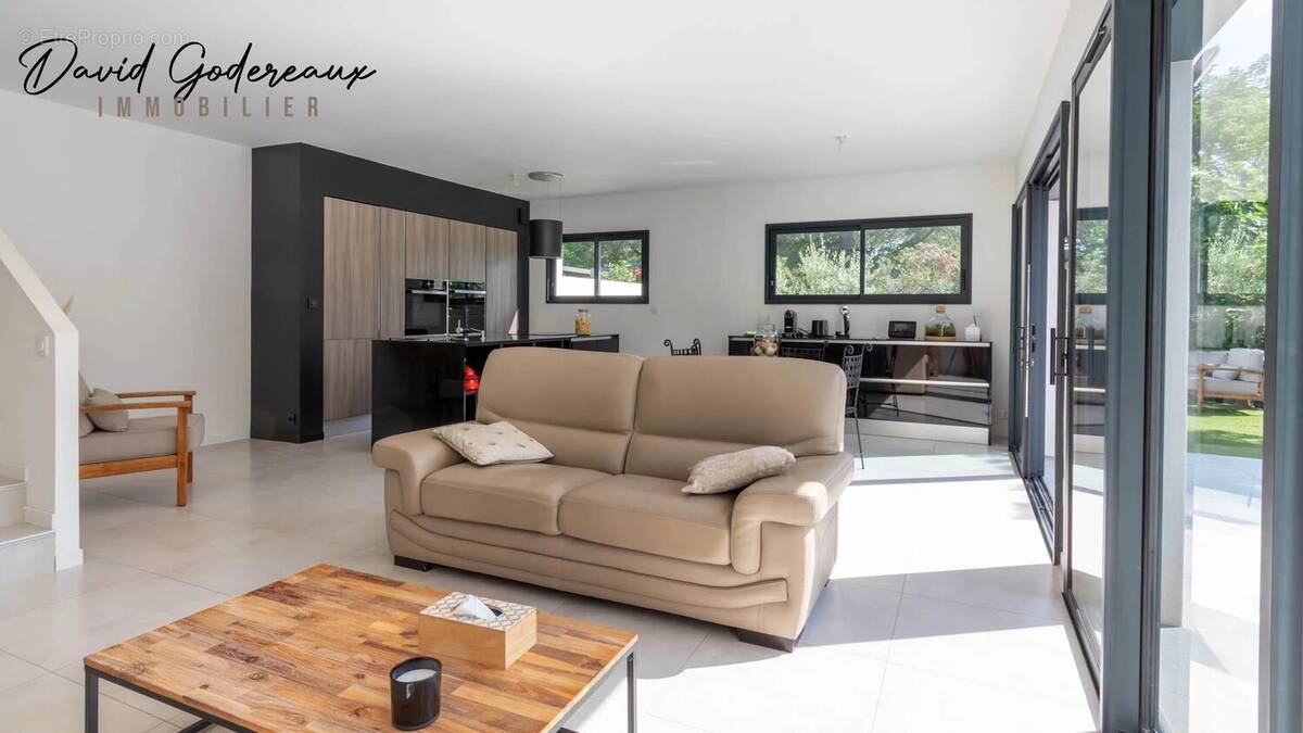 Maison à SAINT-RAPHAEL